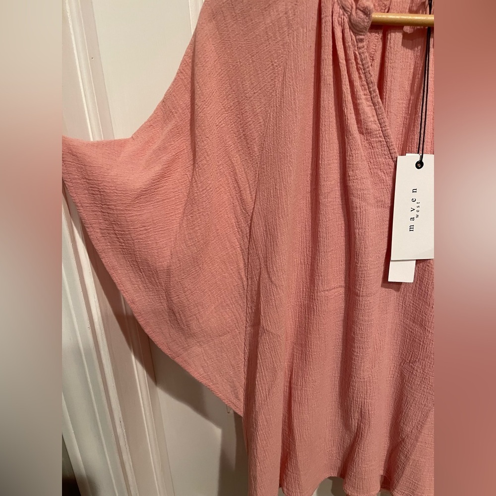 Maven West 100% Cotton Coral/Pink Textured Top